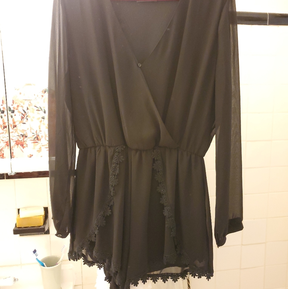 Black ASTR Romper
